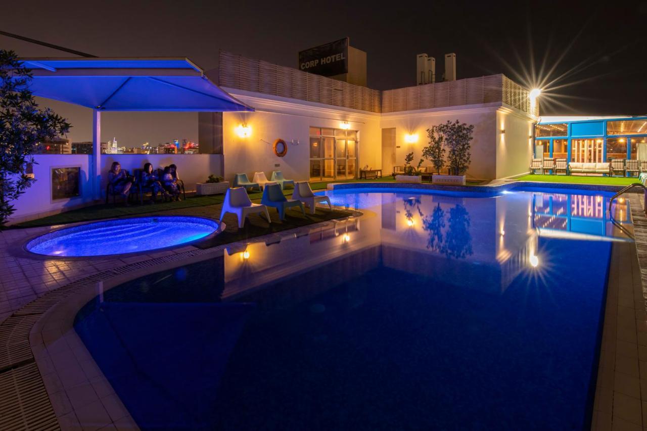 Corp Executive Hotel Doha Suites Bagian luar foto