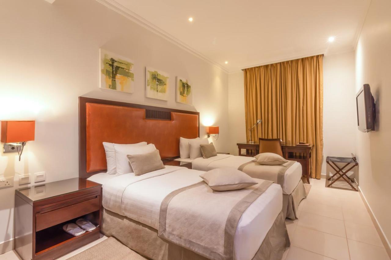 Corp Executive Hotel Doha Suites Bagian luar foto