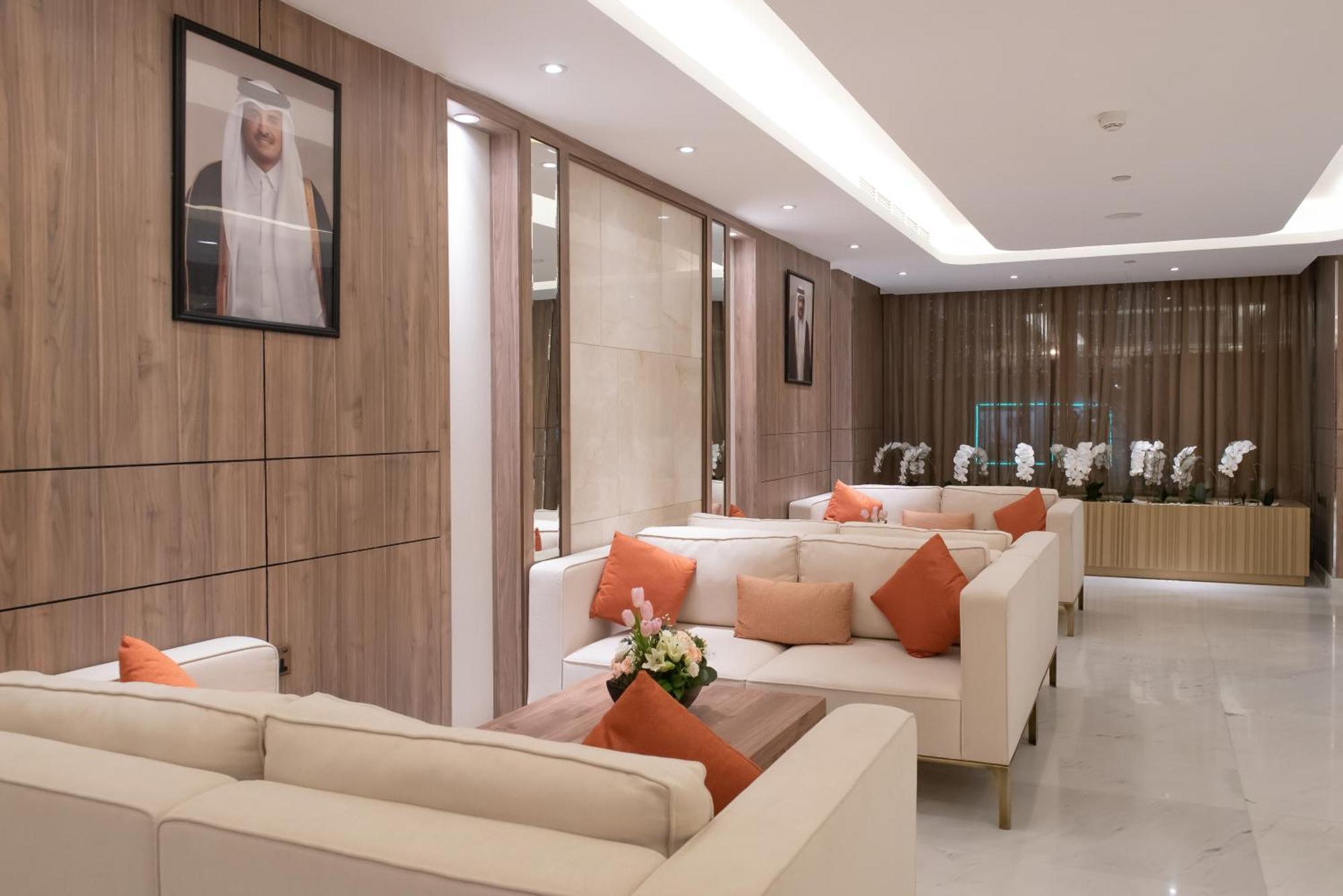 Corp Executive Hotel Doha Suites Bagian luar foto