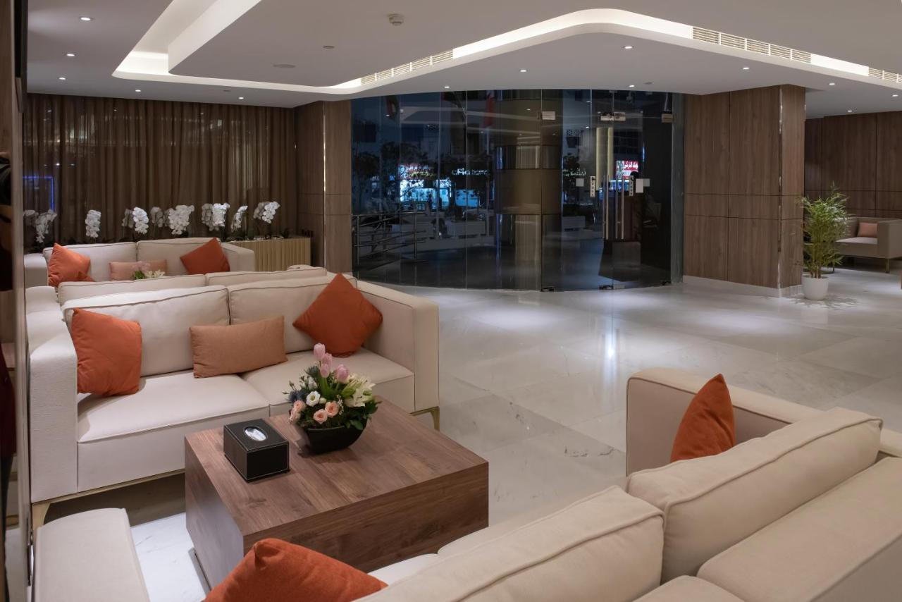 Corp Executive Hotel Doha Suites Bagian luar foto