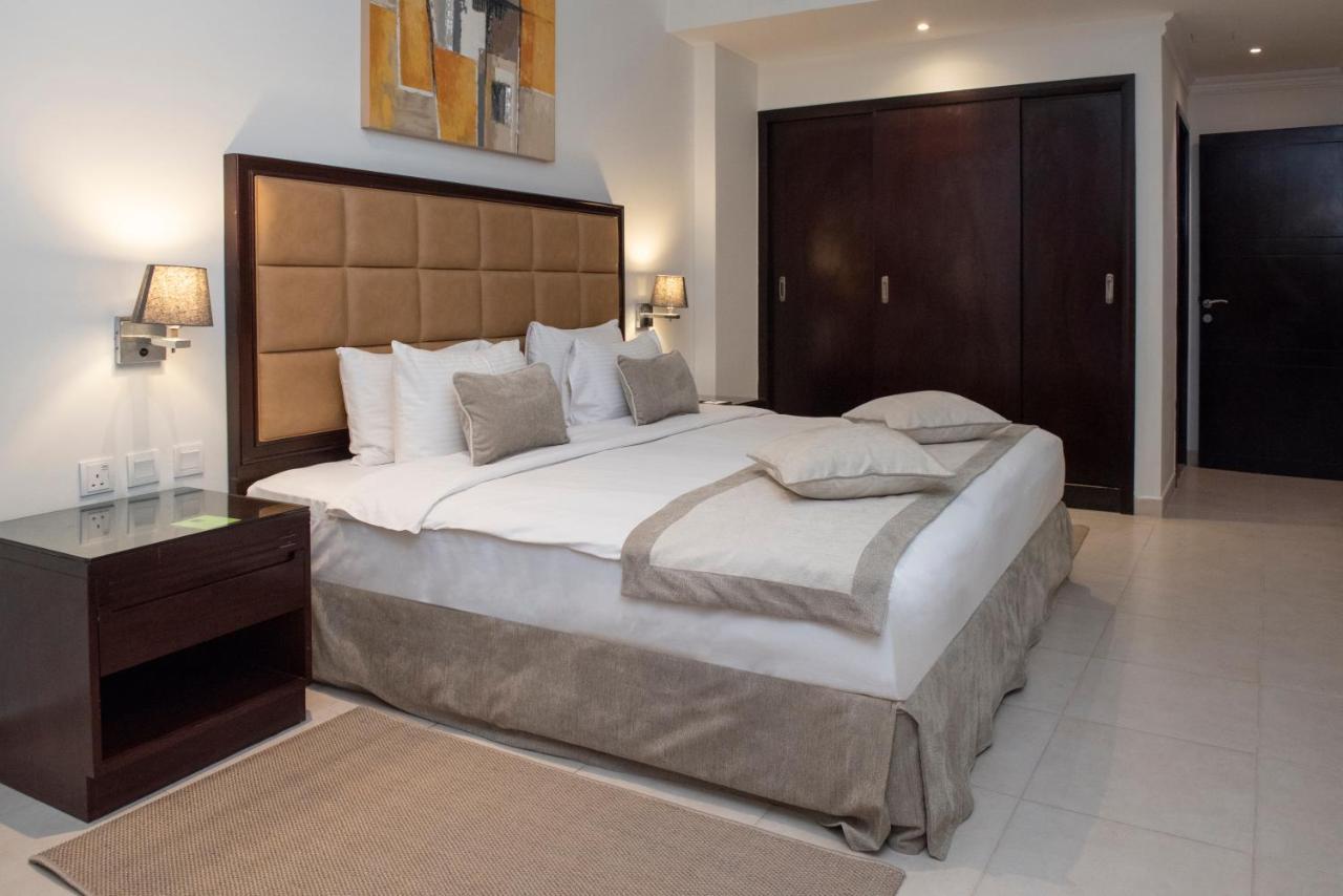 Corp Executive Hotel Doha Suites Bagian luar foto