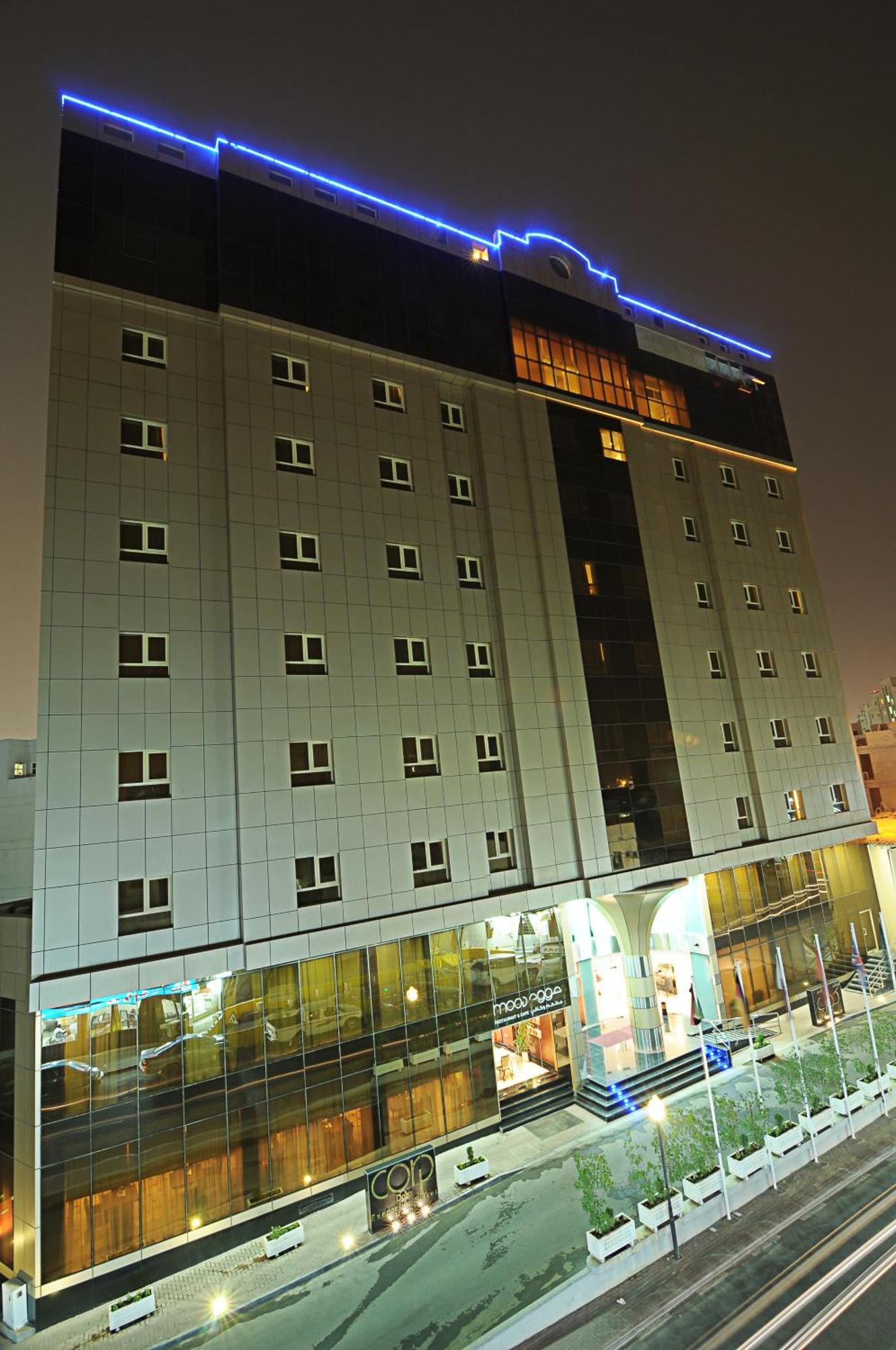 Corp Executive Hotel Doha Suites Bagian luar foto