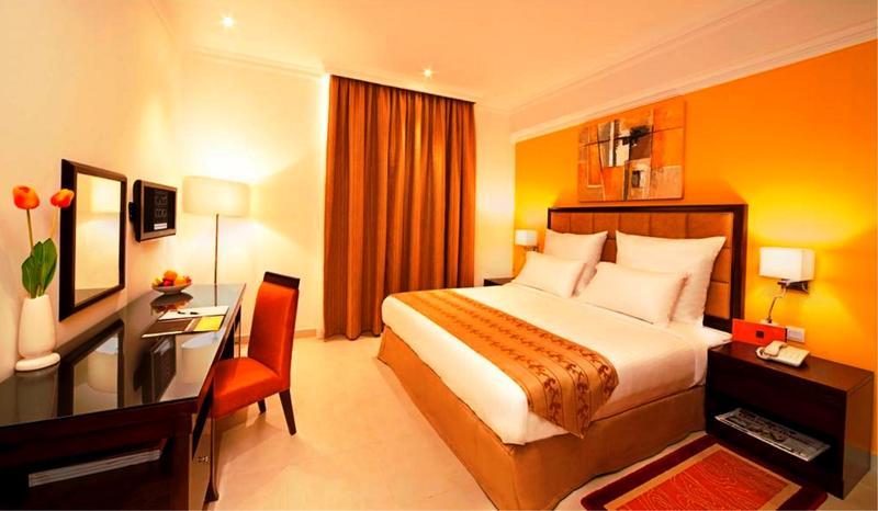 Corp Executive Hotel Doha Suites Bagian luar foto